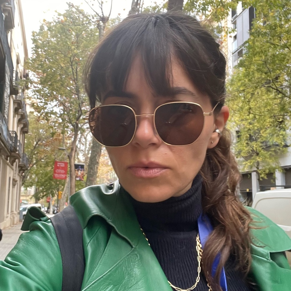 Meet your Posher, Julie